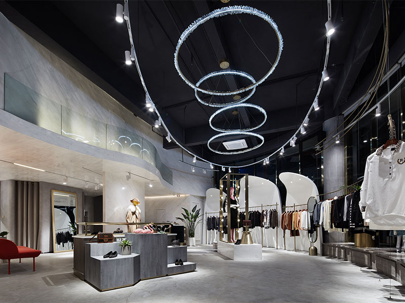 《名模》女裝店裝修設(shè)計(jì)風(fēng)格